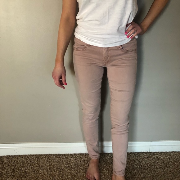 American Eagle Outfitters Denim - AMERICAN EAGLE | size 8 jeggings in blush pink